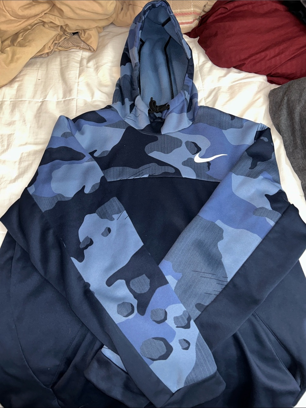Nike Men’s Blue Camo Performance Hoodie